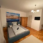 Balaton7 Apartmanhaz - Centrum 바다초니토마이