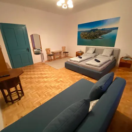 Balaton7 Apartmanhaz - Centrum דירה *