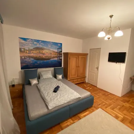 Balaton7 Apartmanhaz - Centrum בדקסוניטומאי