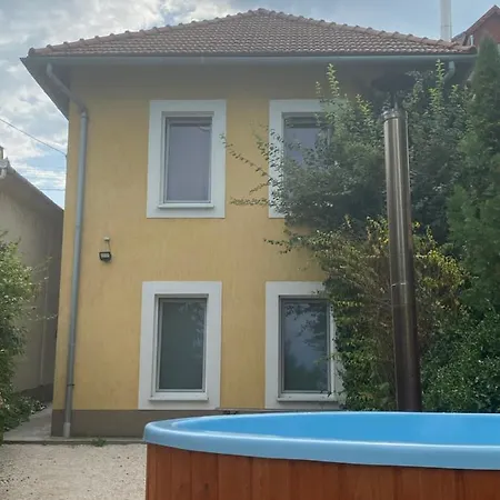 Balaton7 Apartmanhaz - Centrum Apartament *