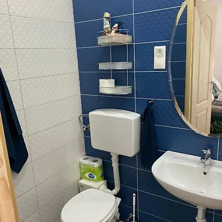 Balaton7 Apartmanhaz - Centrum * Бадачоньтомай