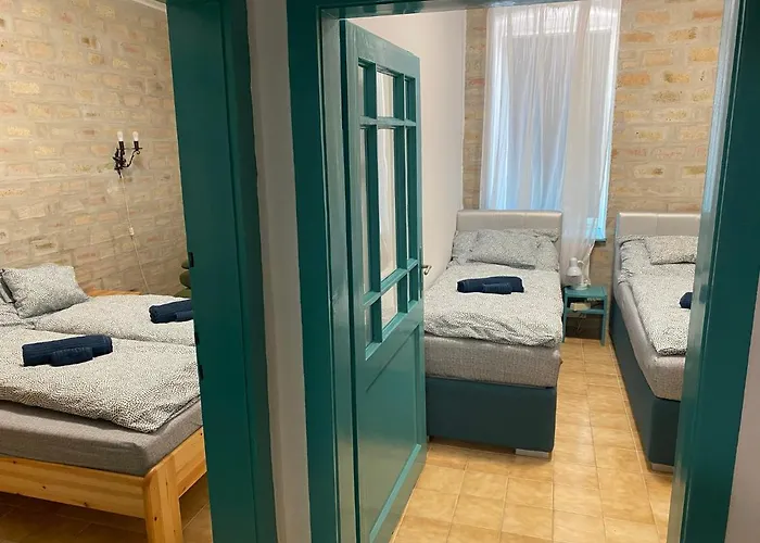 Balaton7 Apartmanhaz - Centrum * בדקסוניטומאי